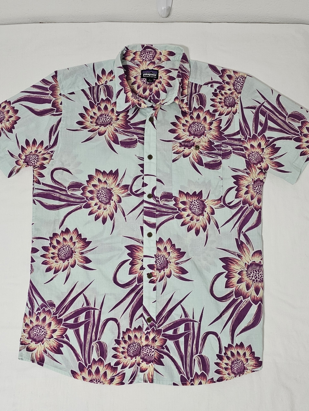 Patagonia Organic Cotton Floral Aloha Camp Shirt Large Tropical Button Front - Picture 2 of 8